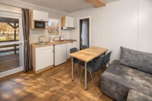 Kontex 8x4/A mobilház belső