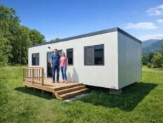 Kontex 8x4/B mobilház