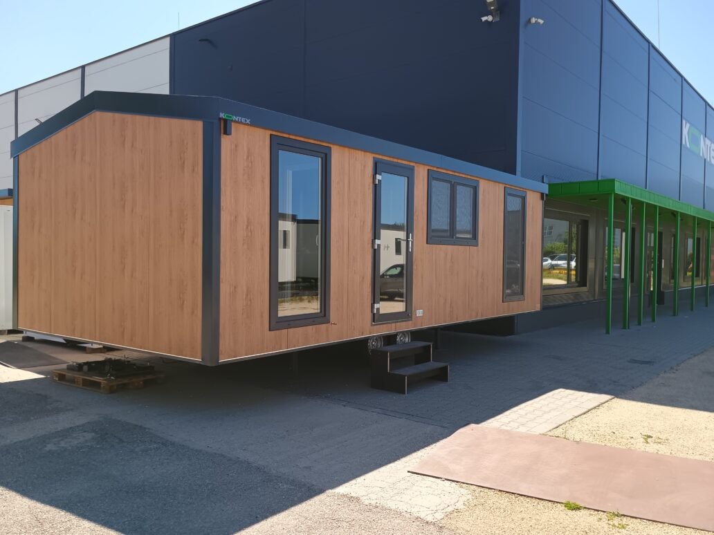 Kontex 8x4/C mobilház